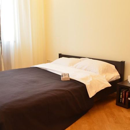 Rentday Apartments - Kiev Dış mekan fotoğraf
