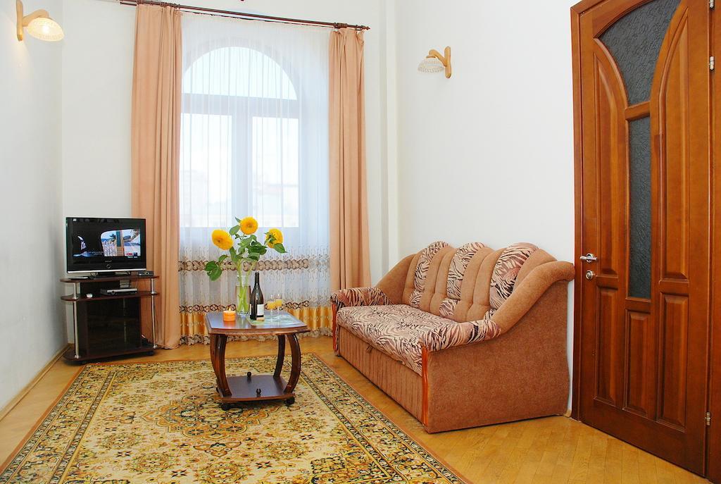 Rentday Apartments - Kiev Dış mekan fotoğraf